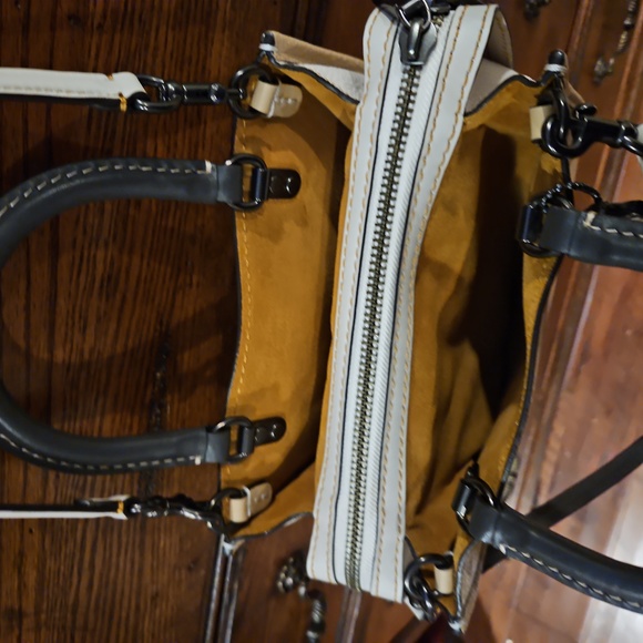 Coach Rogue 25 color block NWOT - Picture 3 of 12